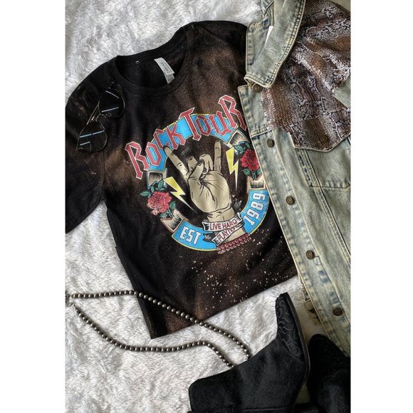 Rock Tour Rock Band Graphic Boho Hippie T-Shirt - Picture 2 of 3